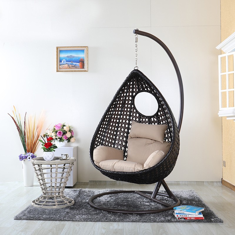 Manhattan – Modern Black Swing Chair – Instagarden